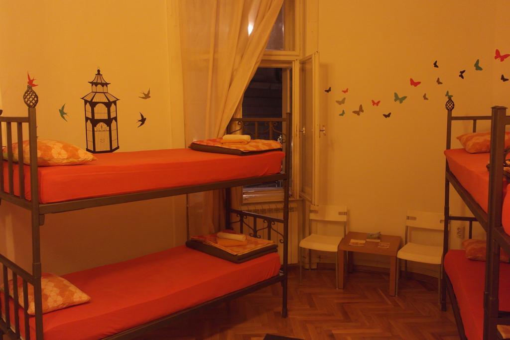 Time Hostel Bělehrad Pokoj fotografie